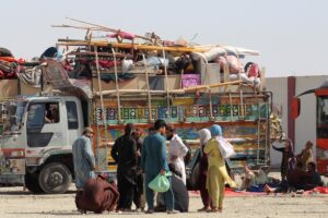 پرون ۹۱۸ کډوالې کورنۍ هېواد ته راستنې شوې