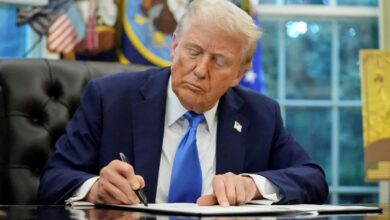 2025 10 16T195748Z 2053213981 RC29VGA3JRA4 RTRMADP 3 USA TRUMP H1B