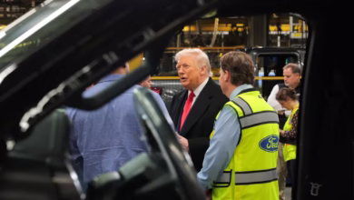 کاهش شدید ذخایر تسلیحاتی پنتاگون؛ واشینگتن از موترسازان کمک میخواهد 1 0 President Trump Tours Ford Rouge Complex In Michigan