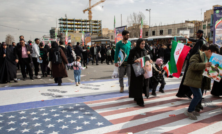 13DC Iran Military fptg googleFourByThree