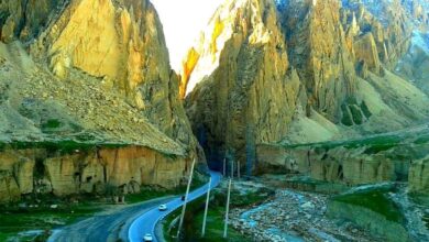 ایبک ـ مزار لویه لار بېرته د ترافیکو پر مخ پرانېستل شوه 9 1775554676829