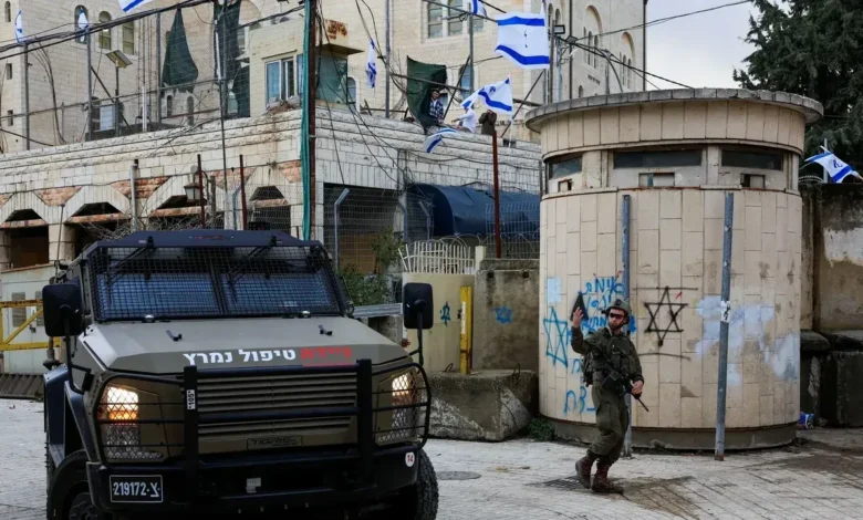 886f433329c1c7f639bc30d9a21d05bedae6fe1576ebf83b58650e2b3b39ddc0 MAIN