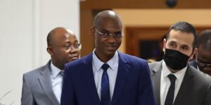 وزیر دفاع مالی در حملات هماهنگ گروه‌های مسلح کشته شد