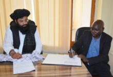 امضای توافقنامه ۱.۵ میلیون دالری برای حمایت از مهاجرین 2 FiT2v7yb