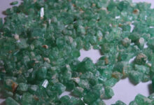 فروش بیش از دو هزار قیراط زمرد پنجشیر 2 HFSXj8IW8AAjsEV