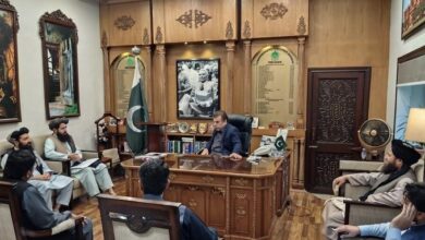 رایزنی دیپلماتهای افغانستان در پشاور درباره مشکلات مهاجران و زندانیان 1 HFXHDo6WQAEPx0j