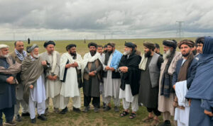 نورالدین عزیزی در سفر به کندز بر توسعه سکتور خصوصی تأکید کرد