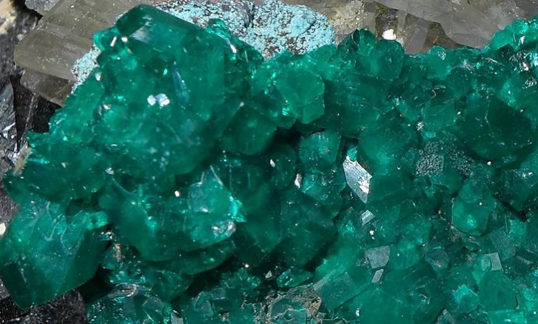 dioptase a rare and much desired mineral africa the congo v0 7655bbzowk0c1