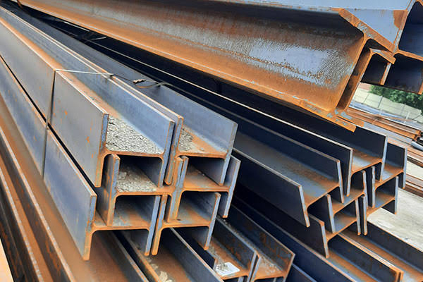 محموله ۲۷ تُنی آهن نبشی بیکیفیت از بندر اسلامقلعه مسترد شد 1 download 9 5