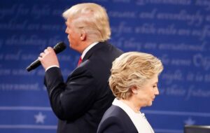 هیلاری کلینتون: ترامپ دچار اختلال روانی شده است