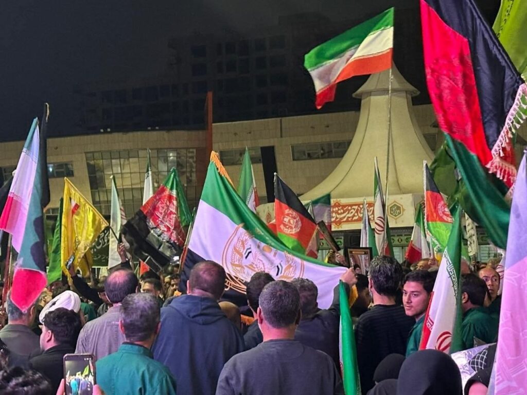 مولوی حسام: ملت ایران در برابر فشارهای بیرونی ایستادگی کم‌نظیر نشان داد