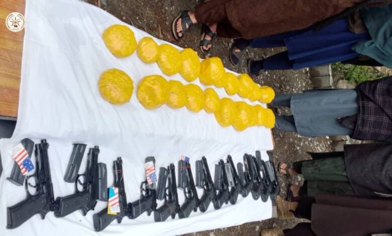 کشف ۱۳ میل تفنگچه و مقادیری مواد مخدر در ننگرهار 1 photo 2026 04 09 10 13 24
