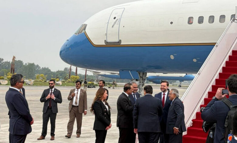 هیات امریکایی برای مذاکرات با ایران وارد پاکستان شدند 1 photo 2026 04 11 10 07 51