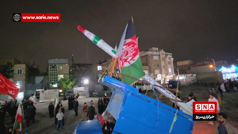 هم‌نفس با انقلاب اسلامی؛ اجتماع عظیم مهاجران افغانستانی در کنار مردم ایران