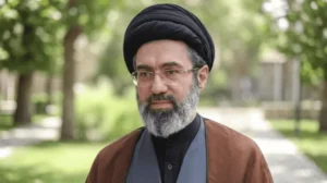 رهبر انقلاب اسلامی ایران: پیگرد حقوقی و بین‌المللی عاملان جنایات جنگی در ایران اولویت دستگاه قضایی است