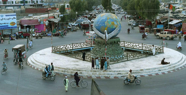 توزیع کمک نقدی برای ۳۹۰ خانواده نیازمند در هلمند 1 Untitled 1 23