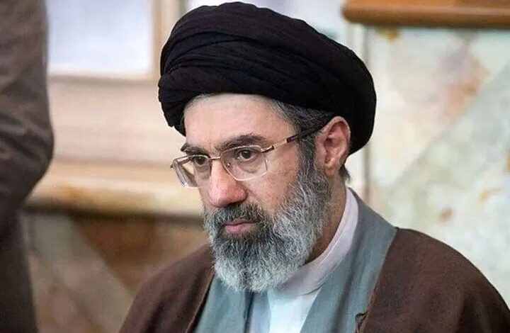 رهبر انقلاب اسلامی ایران: آیتالله فیاض از چهرههای ماندگار حوزه نجف بود 1 photo 2026 03 09 00 53 52