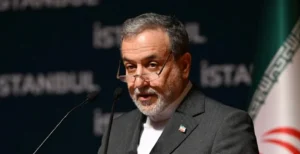 عراقچی: اگر امریکا اسرائیل را مهار نکند، ایران پاسخی فوری و قدرتمند خواهد داد