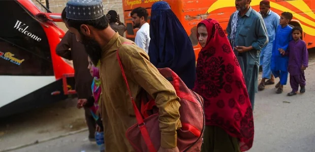 بازگشت بیش از ۳۷۰۰ مهاجر به کشور در یک روز 1 Untitled 1 182