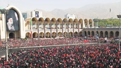 گزارش لوموند از حضور میلیونی مردم در مراسم تشییع رهبر شهید 4 Untitled 1 Recovered 39