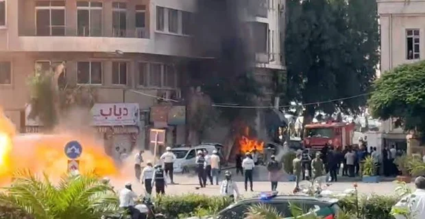 وقوع دو انفجار در نزدیکی محل اقامت مکرون در دمشق 1 Untitled 1 Recovered 55