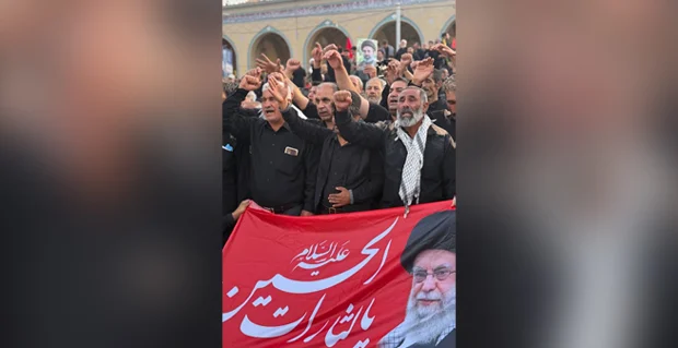 رسانه چینی: تشییع رهبر شهید نمایش قدرت ایران در برابر دشمنان است 1 Untitled 2 Recovered 14
