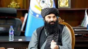 دیدار حقانی با قربانیان حمله پاکستان در پکتیا