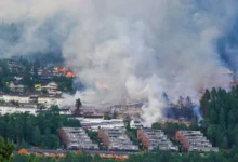 آتشسوزی گسترده در ناروی؛ بیش از ۱۰۰ خانه ویران شد 3 skynews fire in norway 100 homes destroyed 7300471