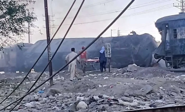 حمله انتحاری به منزل یک رهبر سیاسی در پاکستان؛ دستکم ۱۷ نفر کشته شدند 1 حملهانتحاری