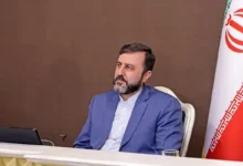 مقام ایرانی: اولویت کنونی ما دفاع قاطع از کشور است 2 غریبآبادی