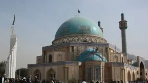 منابع: اجازه ادامه فعالیت به طلاب مدرسه خاتم‌النبیین داده شد