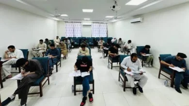 کمیسیون حقوق بشر پاکستان: اخراج دانشجویان افغانستانی بحرانساز است 9 images 19