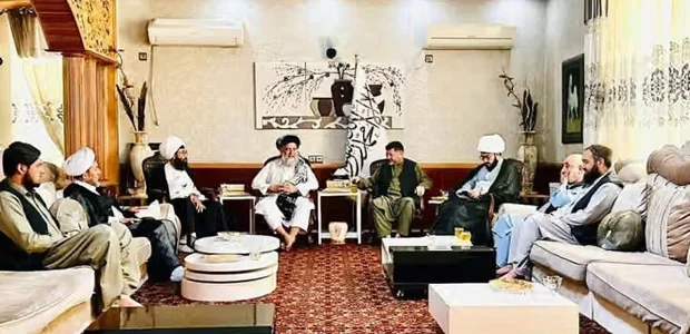 دفتر روابط مردمی بزرگان هزاره و اهل تشیع در کابل مسدود شد 1 سایت 153