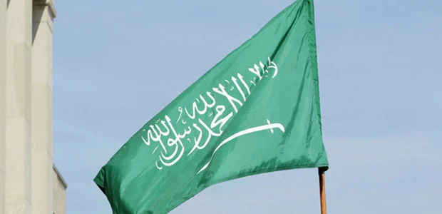 آتشسوزی در تأسیسات انرژی عربستان پس از شنیدهشدن چند انفجار 1 سایت 198