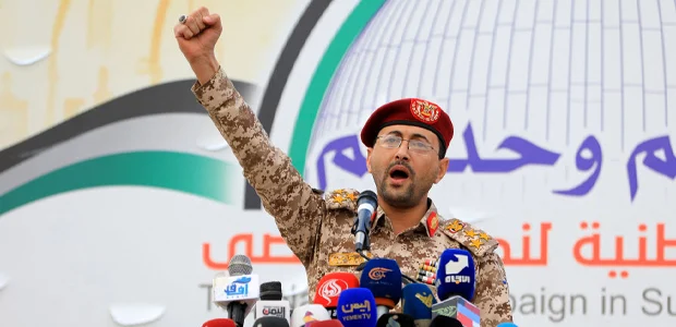 نیروهای یمن پایگاه هوایی ملک خالد عربستان را هدف قرار دادند 1 سایت 363
