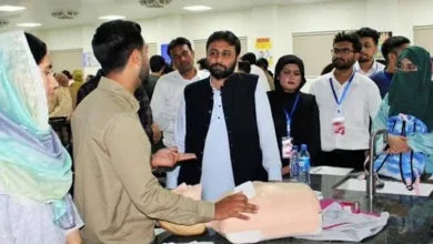دستور محکمه عالی سند برای بازگشت دانشجویان افغانستانی به دانشگاه 4 سایت 872