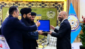 والی بلخ و سفیر ترکیه بر تسهیل سفر تاجران و بیماران تأکید کردند