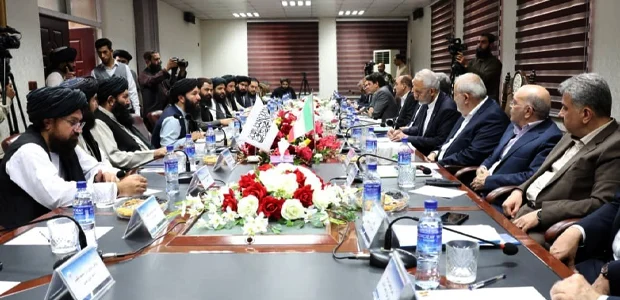 کابل و تهران برای توسعه همکاریهای انرژی و آب گفتوگو کردند 1 سایت 207