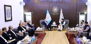 افغانستان و ایران درباره صادرات 2 هزار میگاوات برق گفت‌وگو کردند