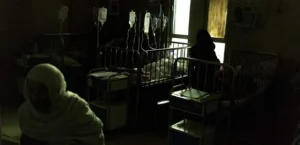 سازمان ملل: طی سه سال اخیر بیش از ۱۴۰۰ کودک در افغانستان کشته یا زخمی شده‌اند